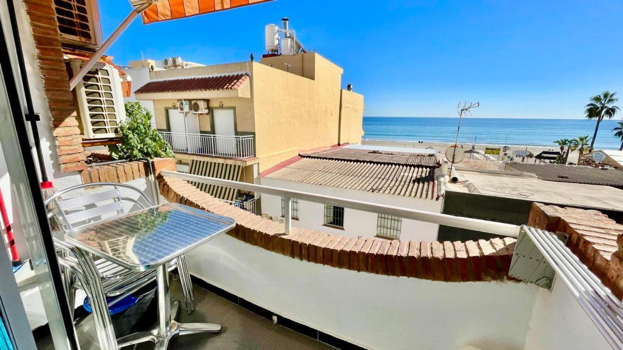 Bulto Carihuela Apartment Torremolinos Bagian luar foto