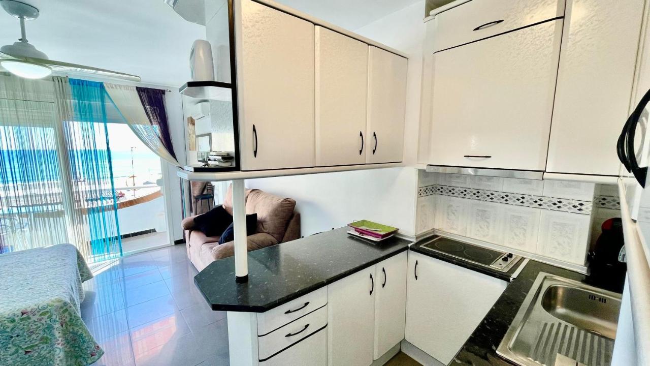 Bulto Carihuela Apartment Torremolinos Bagian luar foto